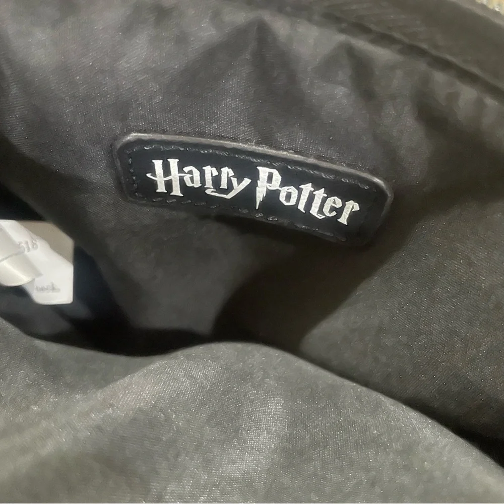 Harry Potter Gryffindor Crossbody Bag‎ by Loungefly Bags with plushes